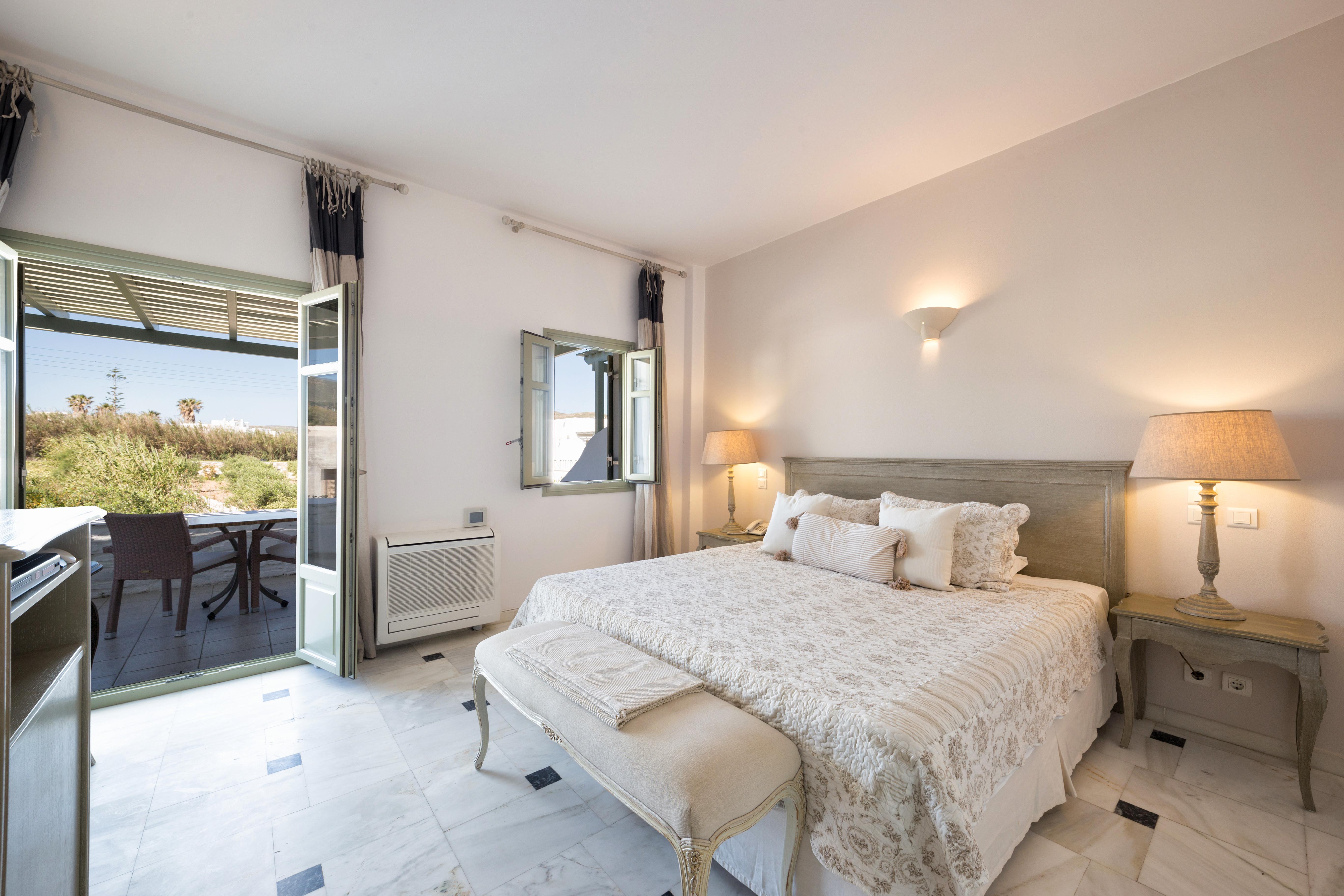 Saint Andrea Seaside Resort - Adults Only Parikia  Bagian luar foto