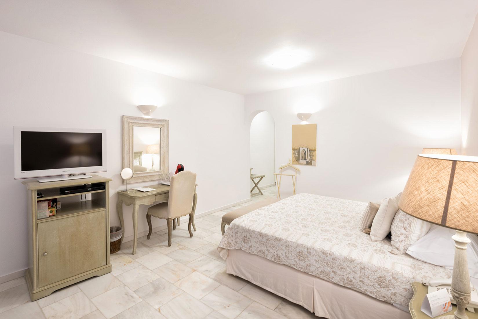 Saint Andrea Seaside Resort - Adults Only Parikia  Bagian luar foto
